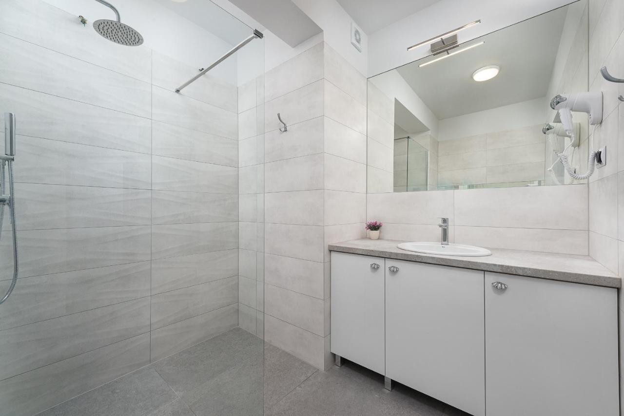 Roza Baltyku - Apartamenty I Pokoje A Dębki Exteriér fotografie