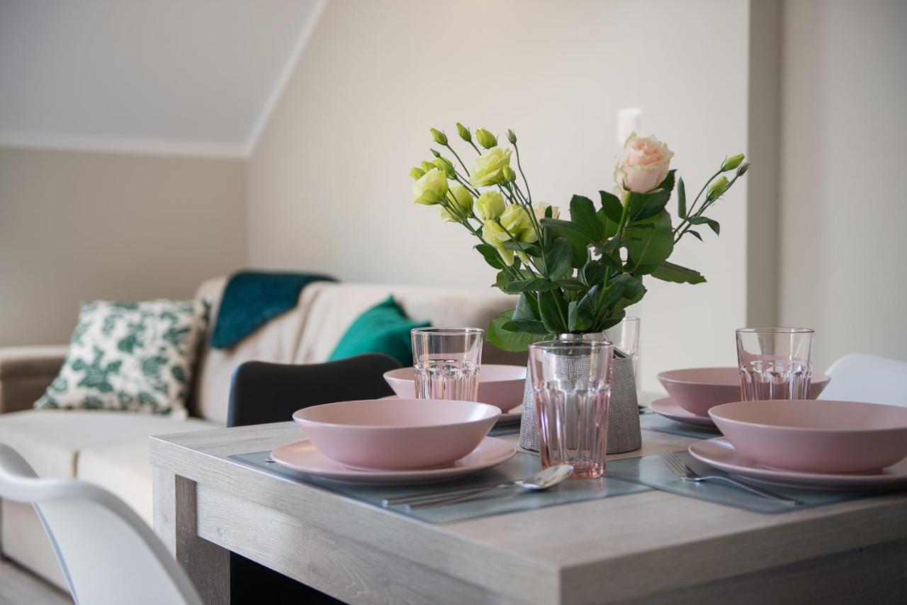 Roza Baltyku - Apartamenty I Pokoje A Dębki Exteriér fotografie