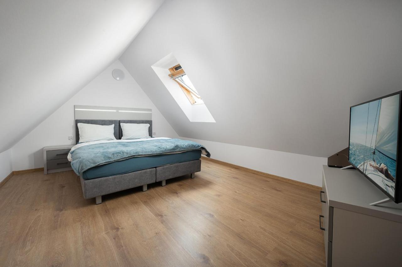 Roza Baltyku - Apartamenty I Pokoje A Dębki Exteriér fotografie