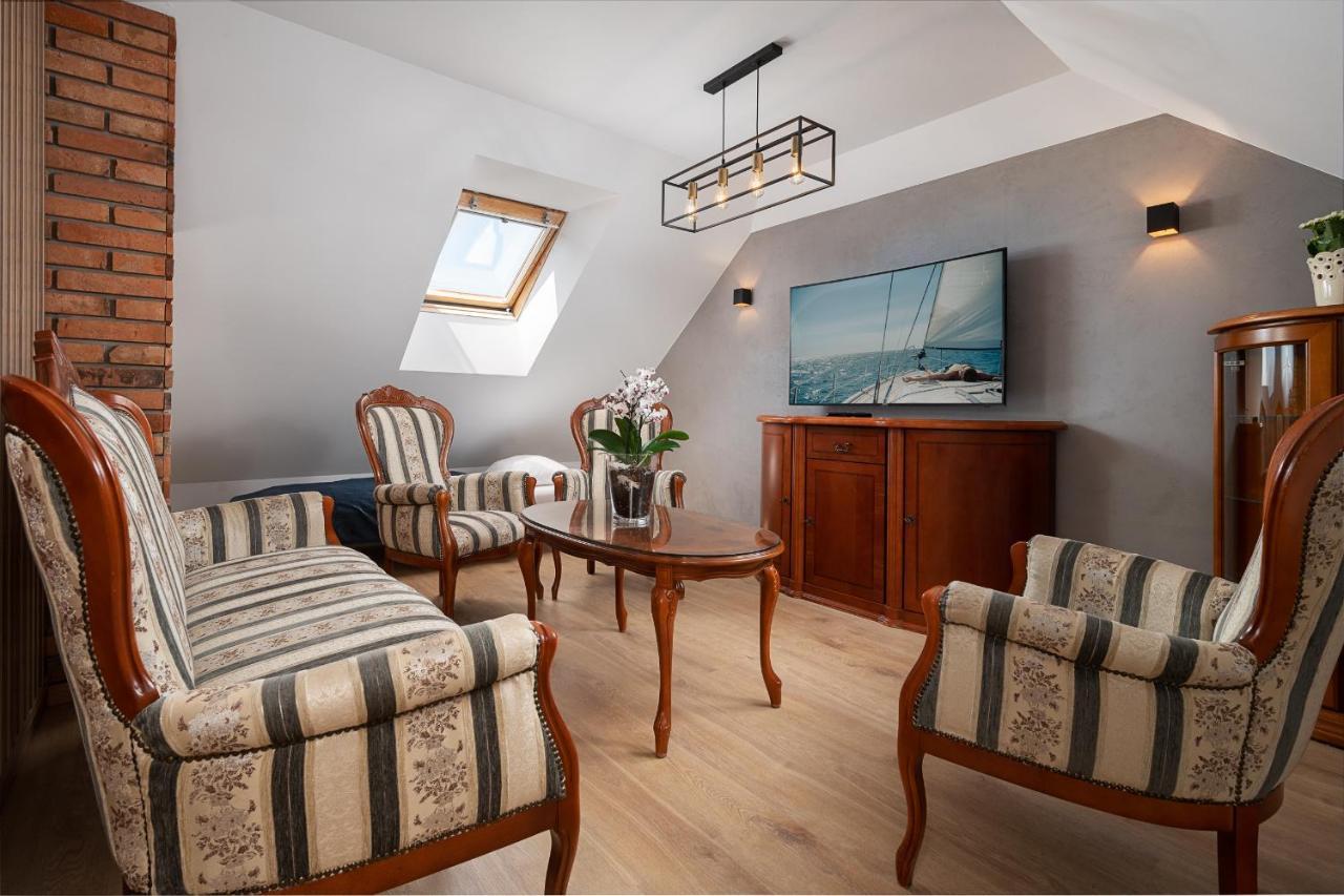 Roza Baltyku - Apartamenty I Pokoje A Dębki Exteriér fotografie