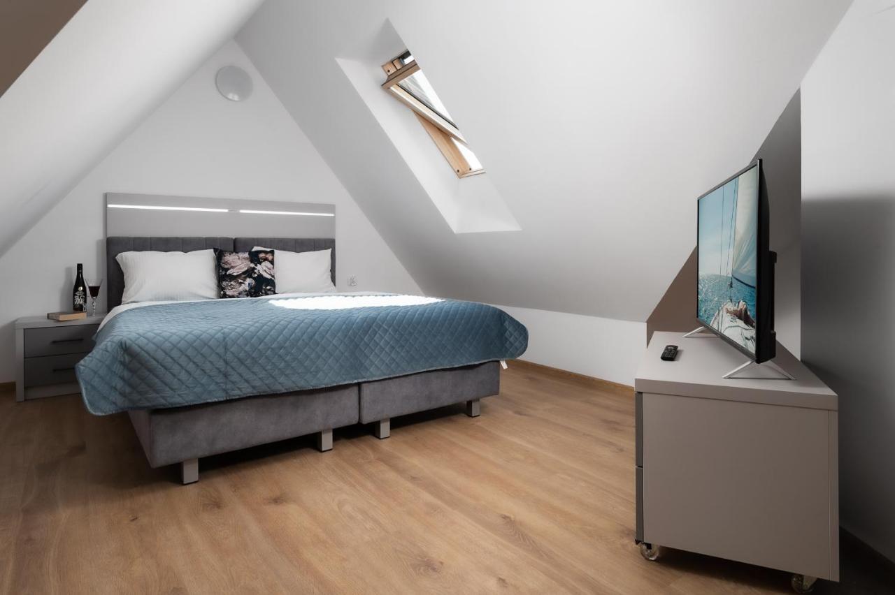 Roza Baltyku - Apartamenty I Pokoje A Dębki Exteriér fotografie