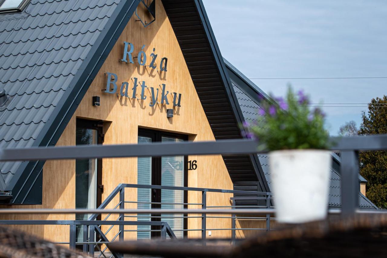 Roza Baltyku - Apartamenty I Pokoje A Dębki Exteriér fotografie